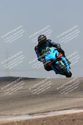 media/May-22-2023-Fastrack Riders (Mon) [[ae7626d9d8]]/Level 2/1230pm (Outside Grapevine)/